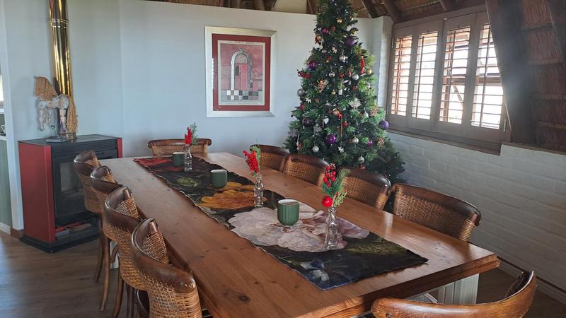 5 Bedroom Property for Sale in Stilbaai Wes Western Cape